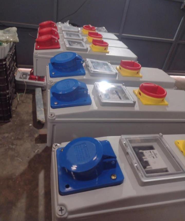 Quadro de comandos elétricos